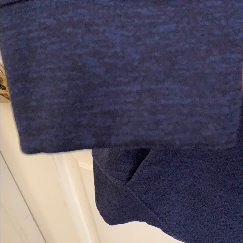 Reebok Dark Blue Hoodie - Picture 5 of 9